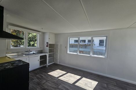 Photo of property in 11a Ruapehu Street, Castlecliff, Whanganui, 4501