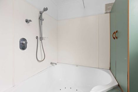 Photo of property in 64 Rhodes Drive, Kelvin Grove, Palmerston North, 4414