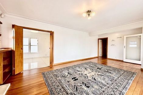 Photo of property in 19 Fairlea Road, Te Atatu South, Auckland, 0610