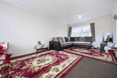 Photo of property in 26 West Coast Road, Glen Eden, Auckland, 0602