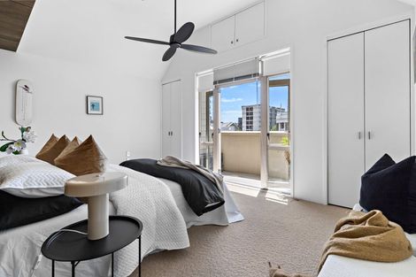 Photo of property in Henry Walton Flats, 7/2 Upper Queen Street, Auckland Central, Auckland, 1010