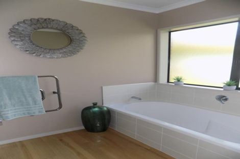 Photo of property in 2 Flight Valley Way, Welcome Bay, Tauranga, 3175