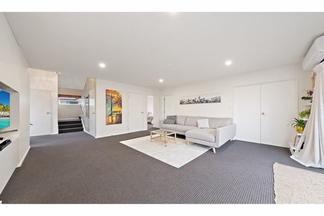 Photo of property in 10 Yeovil Place, St Albans, Christchurch, 8052