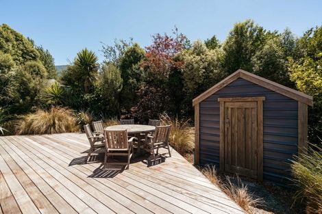 Photo of property in 6a Hereweka Street, Portobello, Dunedin, 9014