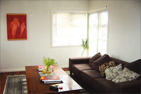 Photo of property in 16 Tirotai Crescent, Westmere, Auckland, 1022