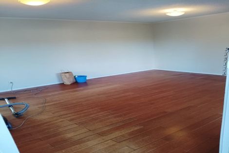 Photo of property in 1/133 Ennis Avenue, Pakuranga Heights, Auckland, 2010