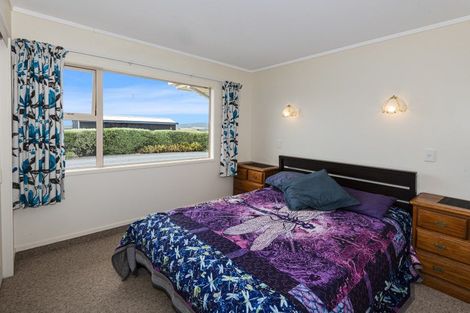 Photo of property in 347 Campbell Road, Parua Bay, Onerahi, 0192