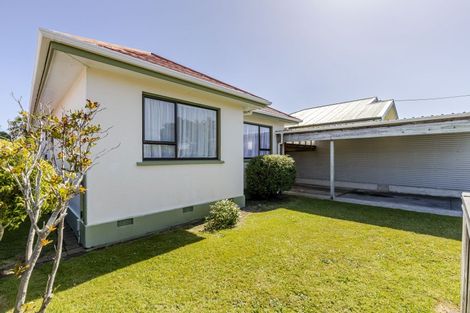 Photo of property in 5 Seddon Street, Westown, New Plymouth, 4310