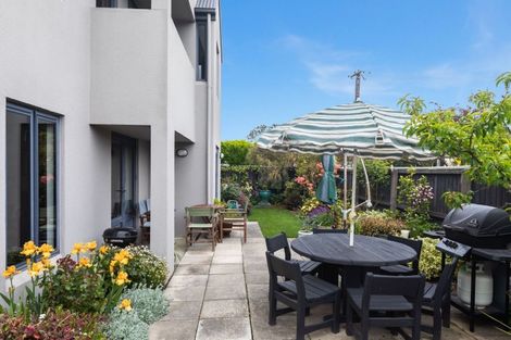 Photo of property in 57 Hinau Street, Fendalton, Christchurch, 8041