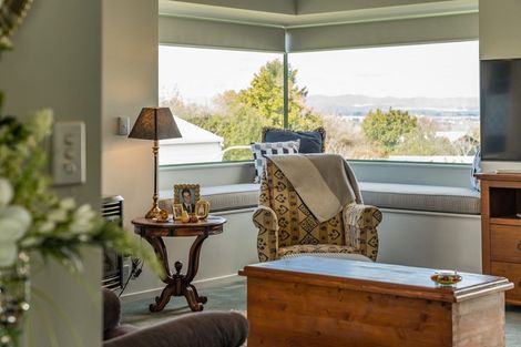 Photo of property in 33 Kahurangi Drive, Rangatira Park, Taupo, 3330