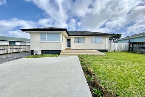 Photo of property in 37 Alabaster Drive, Papatoetoe, Auckland, 2025