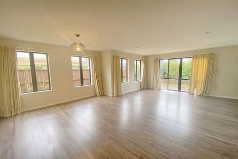 Photo of property in 60 Baverstock Road, Flat Bush, Auckland, 2016