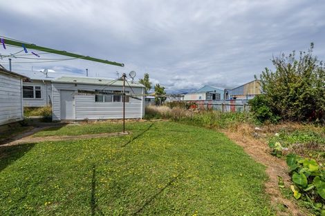 Photo of property in 14 Wilton Street, Levin, 5510