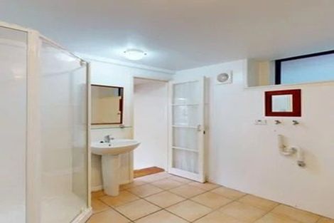 Photo of property in 141 Grant Road, Thorndon, Wellington, 6011