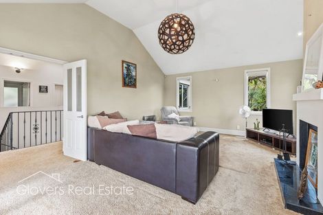 Photo of property in 23a Woodfern Crescent, Titirangi, Auckland, 0604