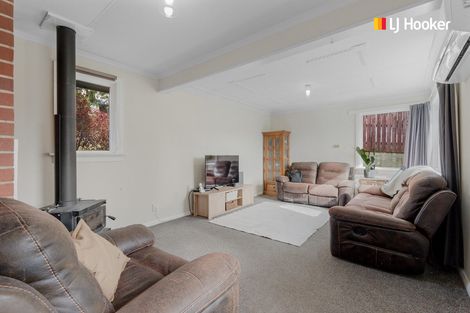 Photo of property in 8 Corbett Street, Green Island, Dunedin, 9018