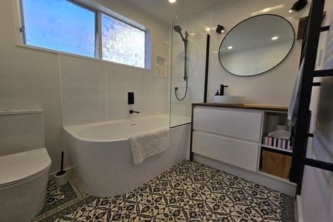 Photo of property in 1 Cedar Court, Whitby, Porirua, 5024