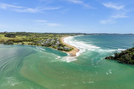 Photo of property in 54 Mahanga Road, Pataua South, Onerahi, 0192