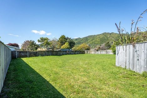 Photo of property in 5 Saint Vincent Way, Waikanae, 5036