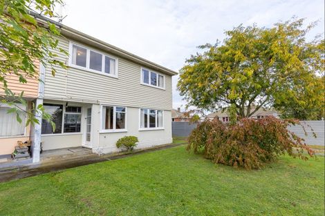 Photo of property in 4 Renfrew Place, Highbury, Palmerston North, 4412