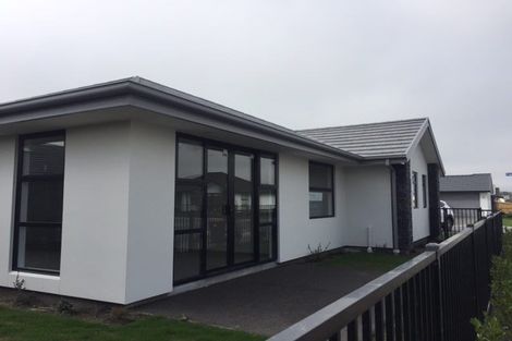 Photo of property in 3 Robalan Close, Halswell, Christchurch, 8025