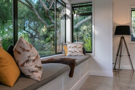 Photo of property in 260 Thornton Road, Cambridge, 3496