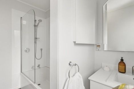 Photo of property in 22a Elizabeth Street, Moera, Lower Hutt, 5010