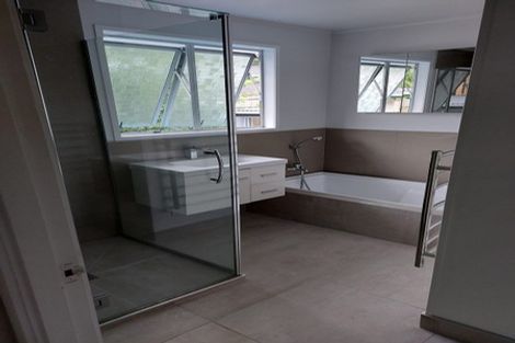 Photo of property in 10 Gerontius Glade, Torbay, Auckland, 0630