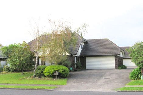 Photo of property in 2/34 Sunderlands Road, Half Moon Bay, Auckland, 2012