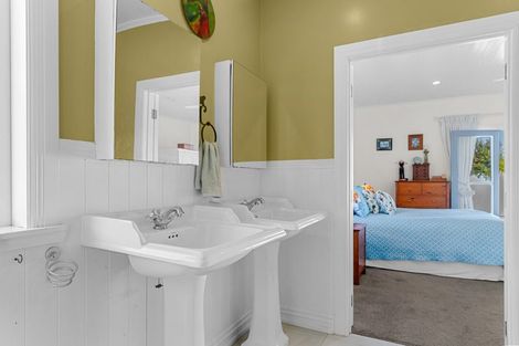 Photo of property in 956 Oneriri Road, Kaiwaka, 0573