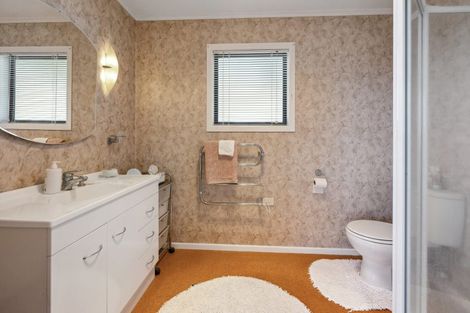 Photo of property in 33 Turangitukua Terrace, Kuratau, Turangi, 3381