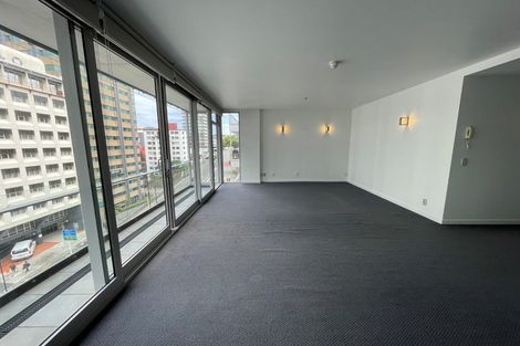 Photo of property in Montreaux Apartments, 5i/164 The Terrace, Wellington Central, Wellington, 6011