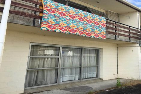 Photo of property in 2/54 Pembroke Street, Hamilton Lake, Hamilton, 3204