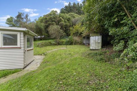 Photo of property in 20 Greer Crescent, Tawa, Wellington, 5028