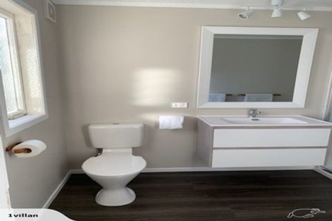 Photo of property in 8 Mission Road, Port Waikato, Tuakau, 2695