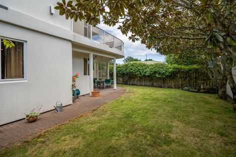 Photo of property in 25 Hawai Street, Two Mile Bay, Taupo, 3330