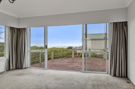 Photo of property in 111 Pioneer Road, Moturoa, New Plymouth, 4310