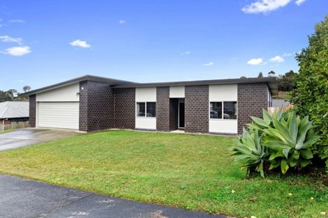 Photo of property in 68 Ridgeway Drive, Te Kamo, Whangarei, 0112