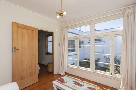 Photo of property in 75 Esplanade, Kaiti, Gisborne, 4010