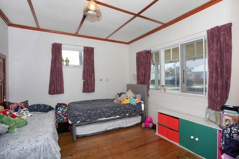 Photo of property in 35 Cuba Street, Marton, 4710