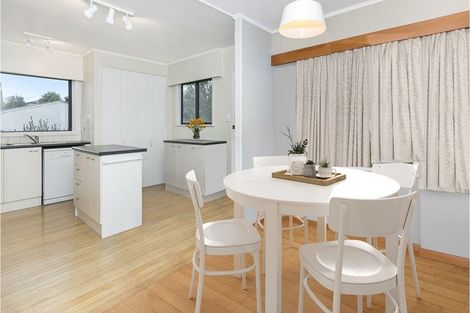 Photo of property in 6 Westney Place, Forest Lake, Hamilton, 3200