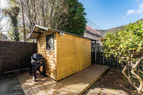 Photo of property in 26 Kauri Street, Eastbourne, Lower Hutt, 5013