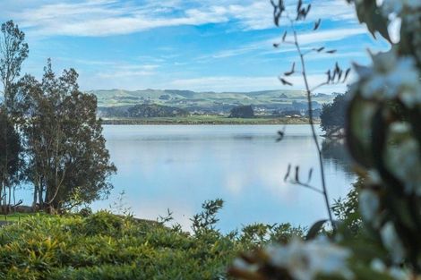 Photo of property in 82 Waitangi Falls Road, Glenbrook, Waiuku, 2681