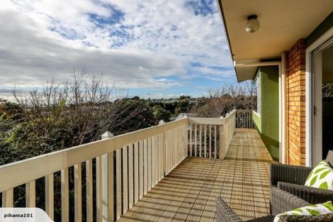 Photo of property in 22 Mcfarlane Street, Oakura, 4314