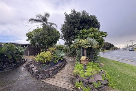 Photo of property in 390 Oceanbeach Road, Mount Maunganui, 3116