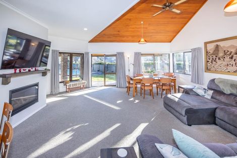 Photo of property in 2 Hinerangi Street, Te Kuiti, 3910