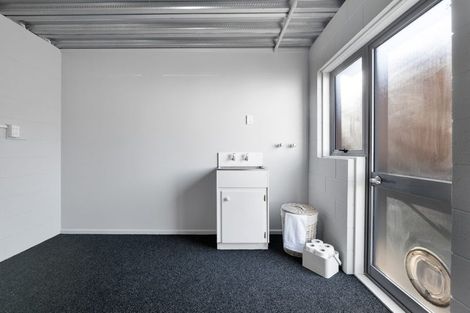 Photo of property in 2/65 Northgate, Strandon, New Plymouth, 4312