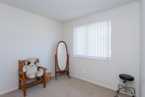 Photo of property in 1 Hamilton Drive, Wainui, Gisborne, 4010