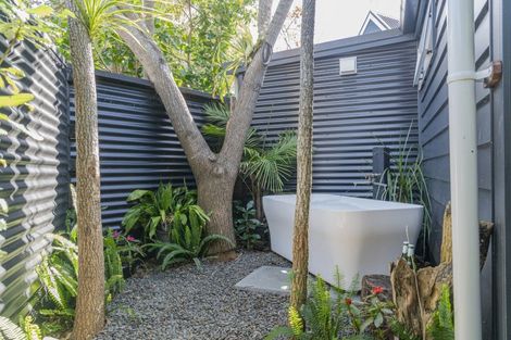 Photo of property in 10 Impala Place, Whitianga, 3510