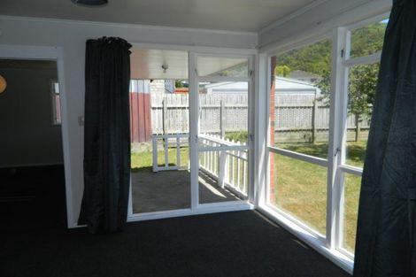 Photo of property in 36 Mahinawa Street, Takapuwahia, Porirua, 5022